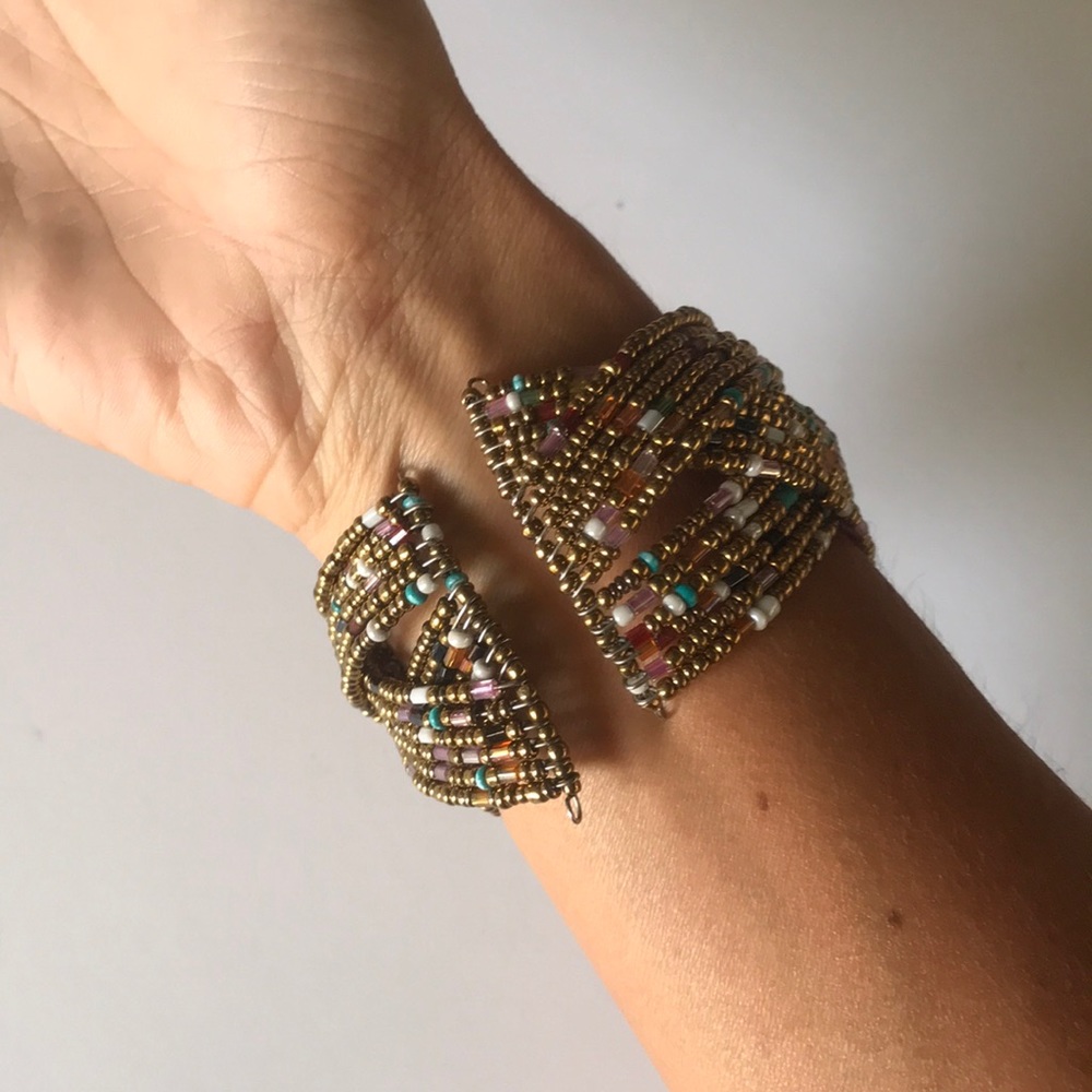 Beaded cuff - Picture 2 of 3